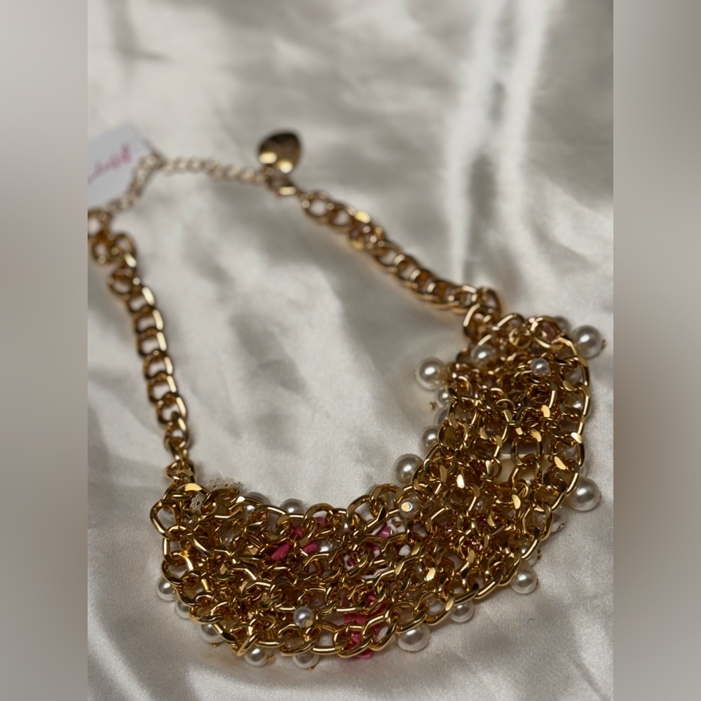 NWT 🧁🍰Betsey Johnson Sweet Bakery Bib Necklace - Picture 7 of 11